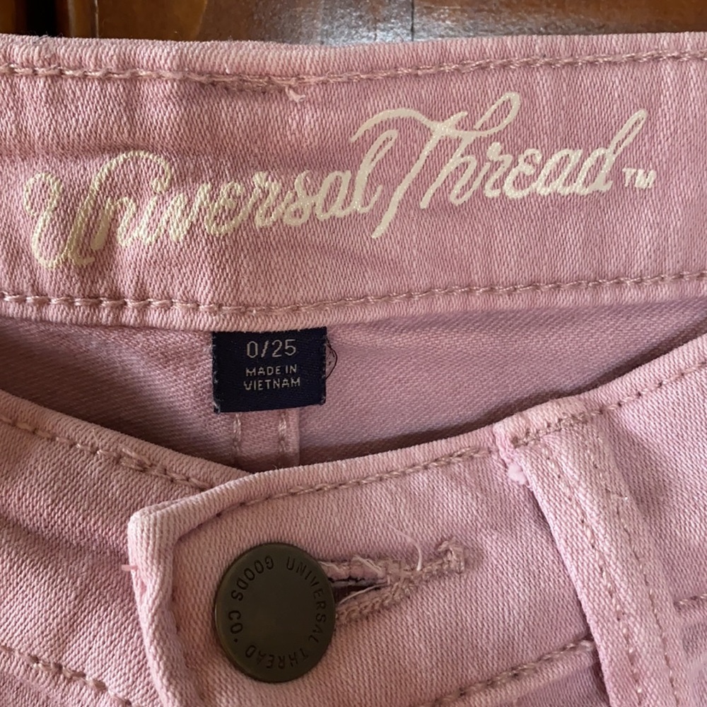 Universal Thread Light Pink Shorts - image 3